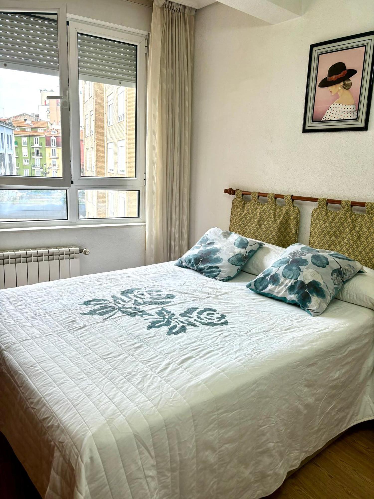 Habitacion Privada Al Lado De La Bahia De Santander Apartman Kültér fotó